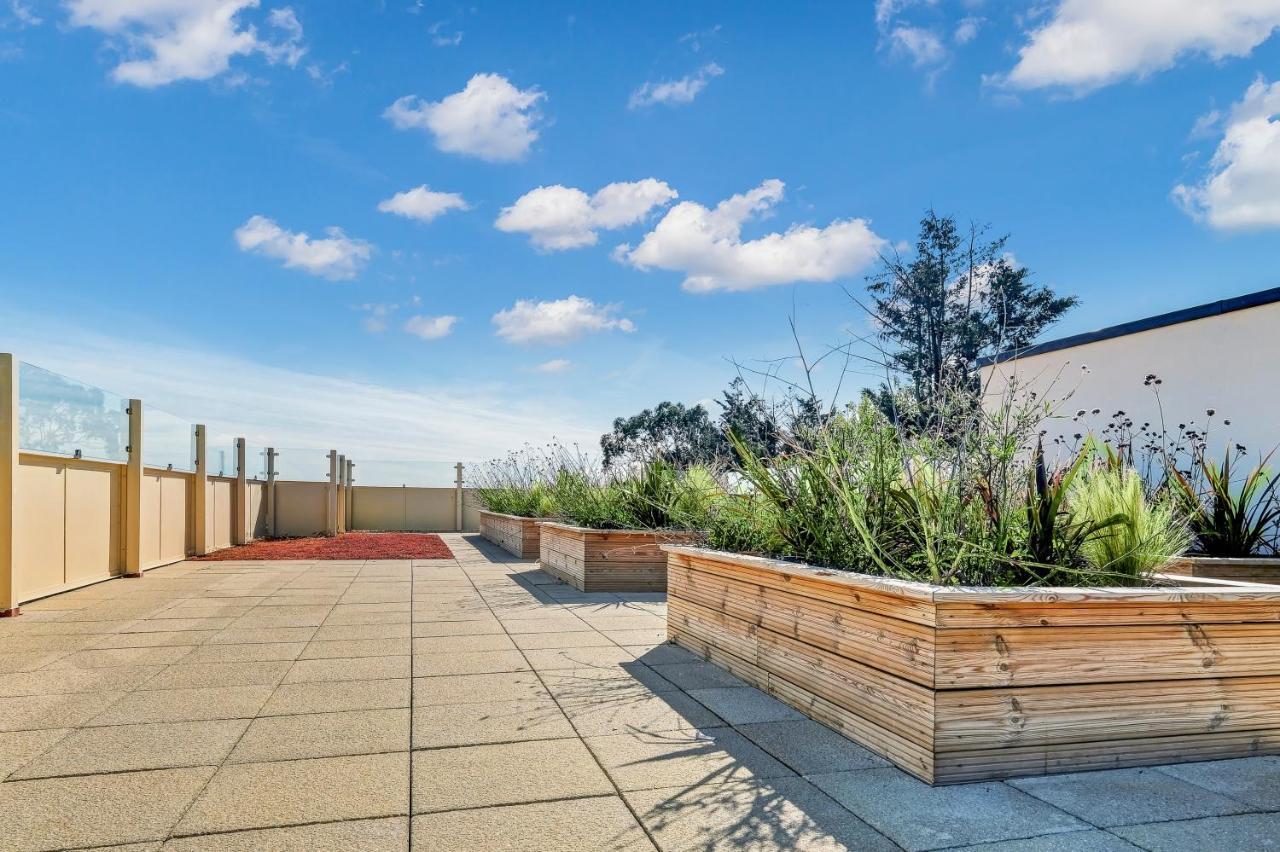 St Martins 2 Bedroom Apartments In Ruislip By 360 Stays Exterior photo